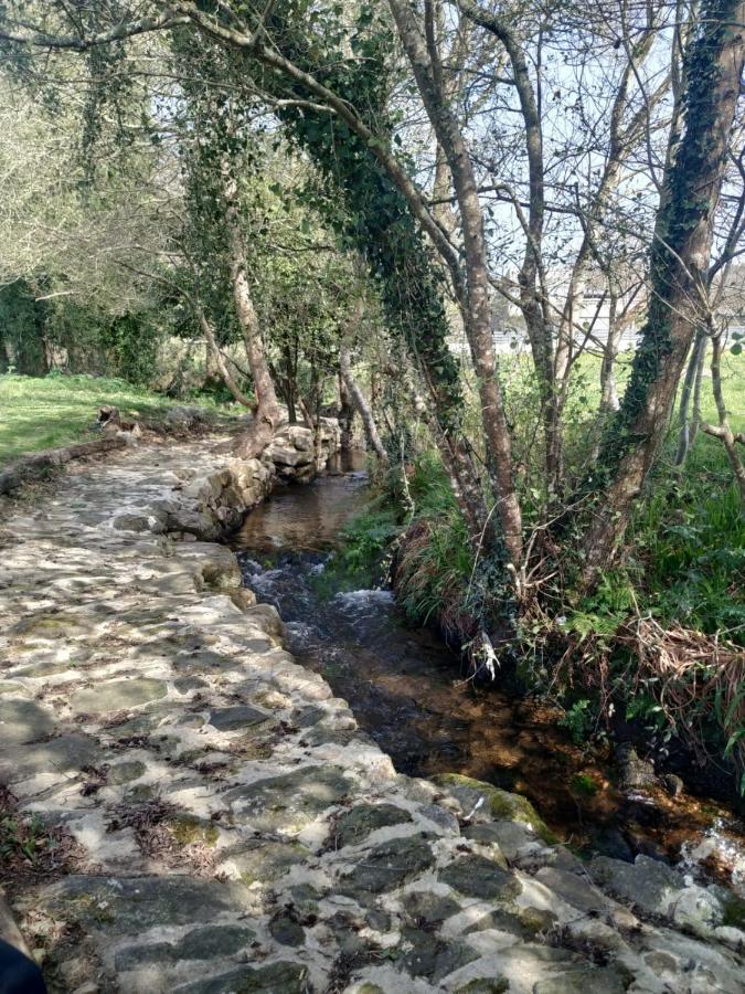 Albergue Aldea Da Pedreira Teo Zewnętrze zdjęcie